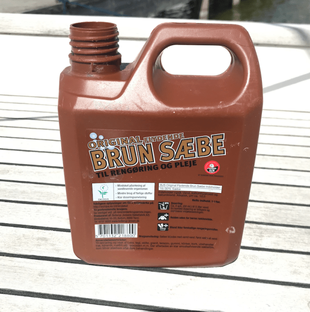 teakdäck_dansk_brunsåpa